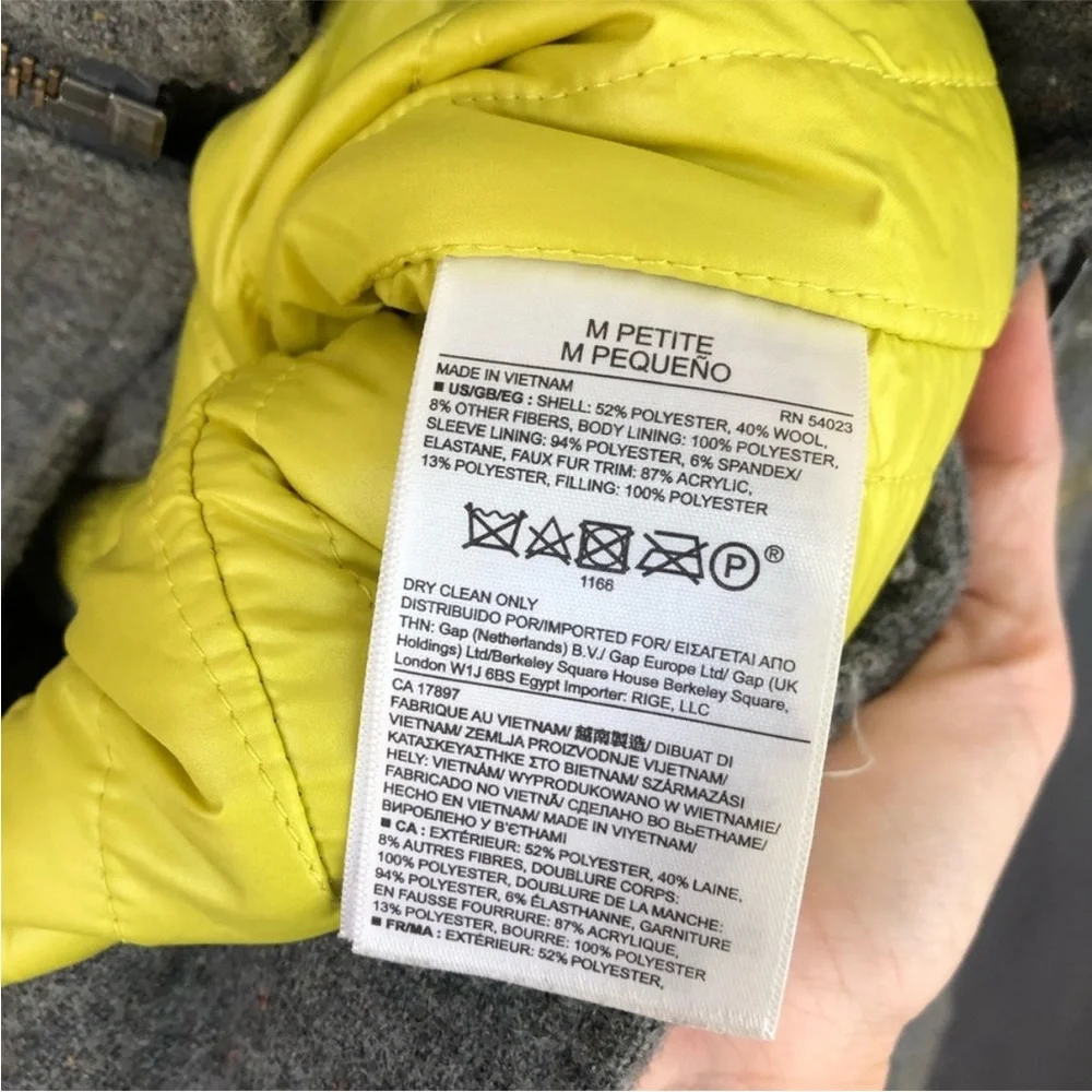 Banana Republic Gray Plaid Jacket with Faux Fur Collar | M Petite - Picture 5 of 15